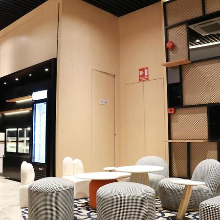 Otel Hotel Suite シブ エクステリア 写真